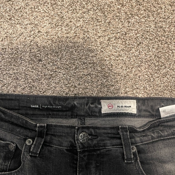 AG denim Women's Saige High Waist Straight Leg Faded Black Jean Size 29 - Picture 2 of 5